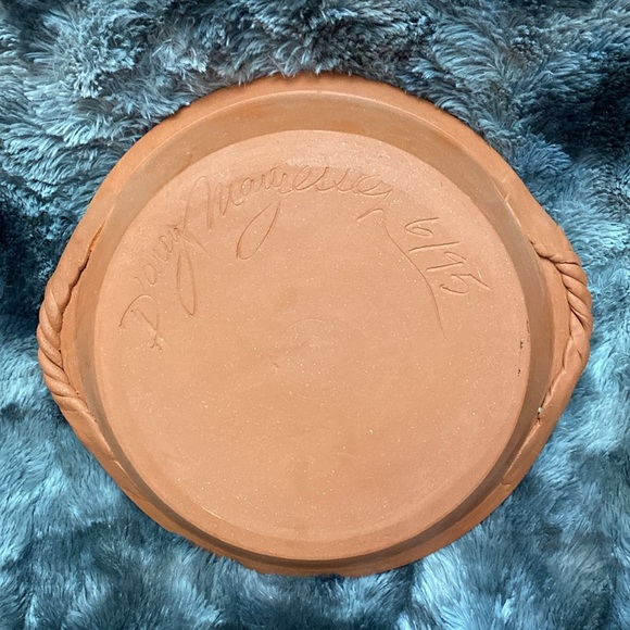 D'Arcy Margesson Signed Terracotta Pottery Hand thrown 1995 Deep Dish - Picture 5 of 16